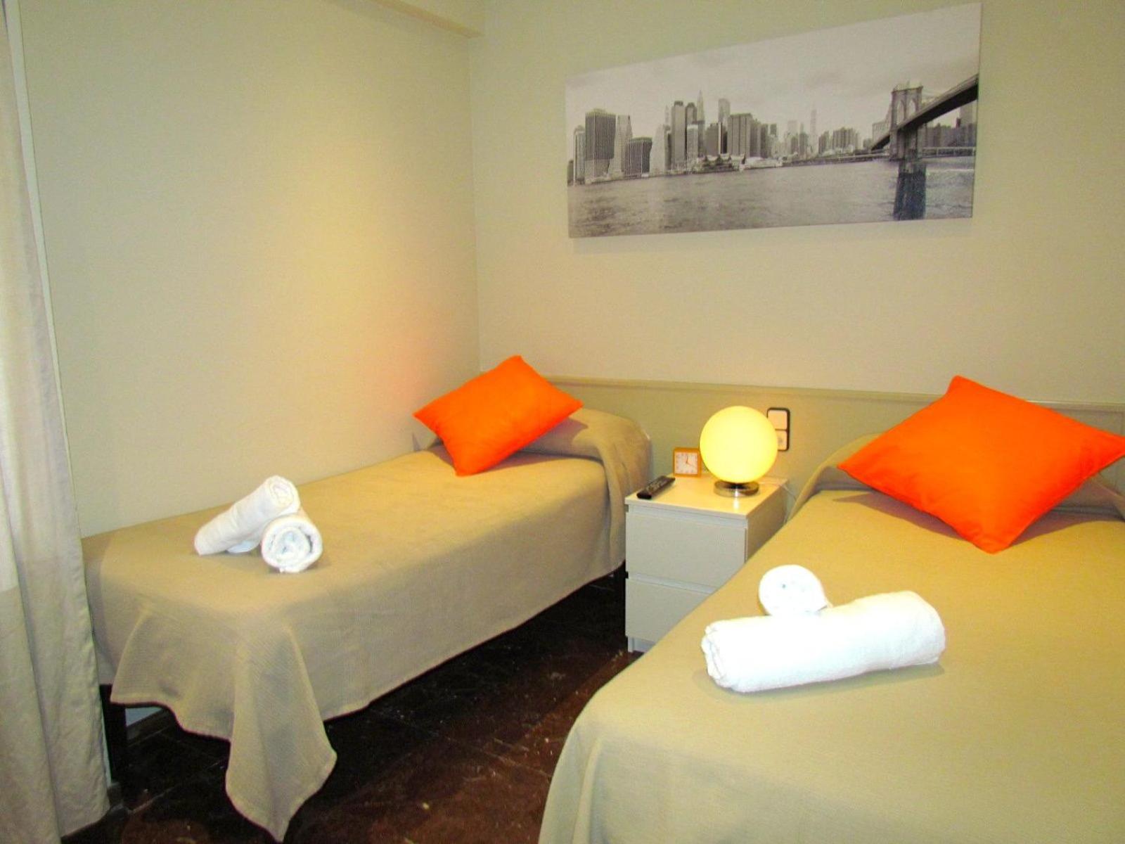 Barcelona City Street Hostal, Barcelona